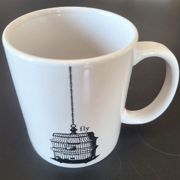 ☕️ NWOT Fly Empty Birdcage Mug - Picture 4 of 6
